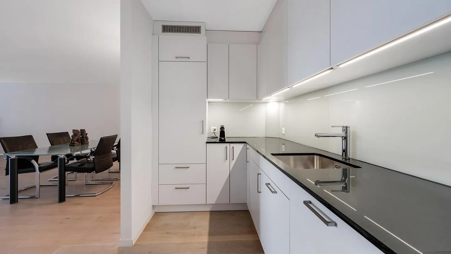 Loft urbano e quasi nuovo con vista sul verde - Foto 4 di 7