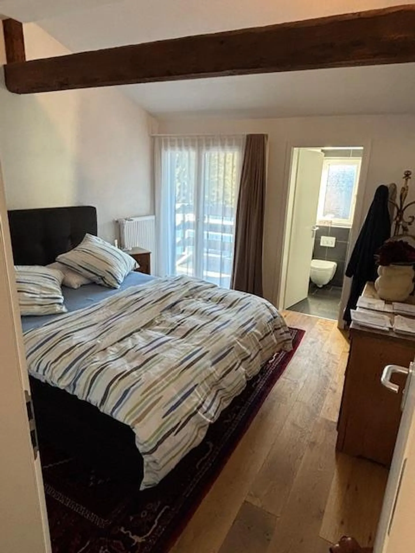 À louer à partir du 1er avril 2026 : appartement penthouse 2,5 pièces calme et élégant - Photo 8 sur 13