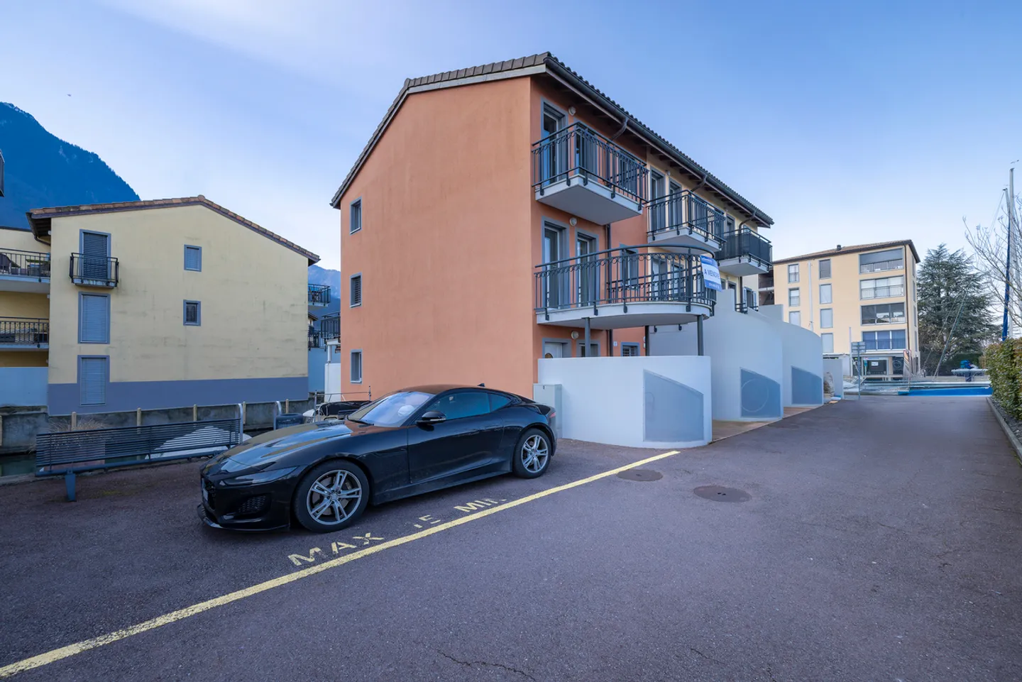 Villa at the Marina - A Touch of Vacation All Year Round! - Photo 5 of 13