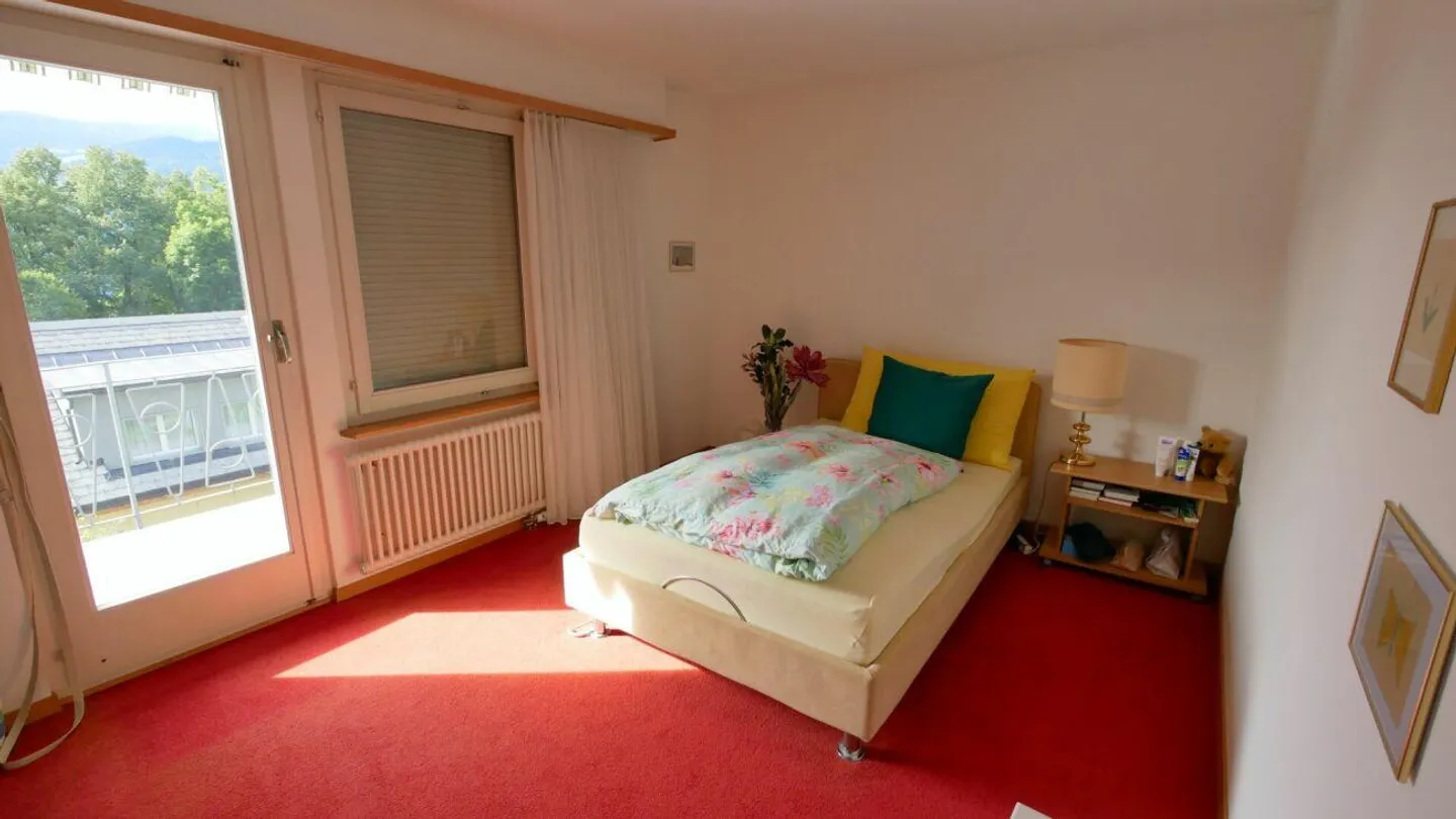 Charmantes Einfamilienhaus mit Garten - Foto 8 von 14