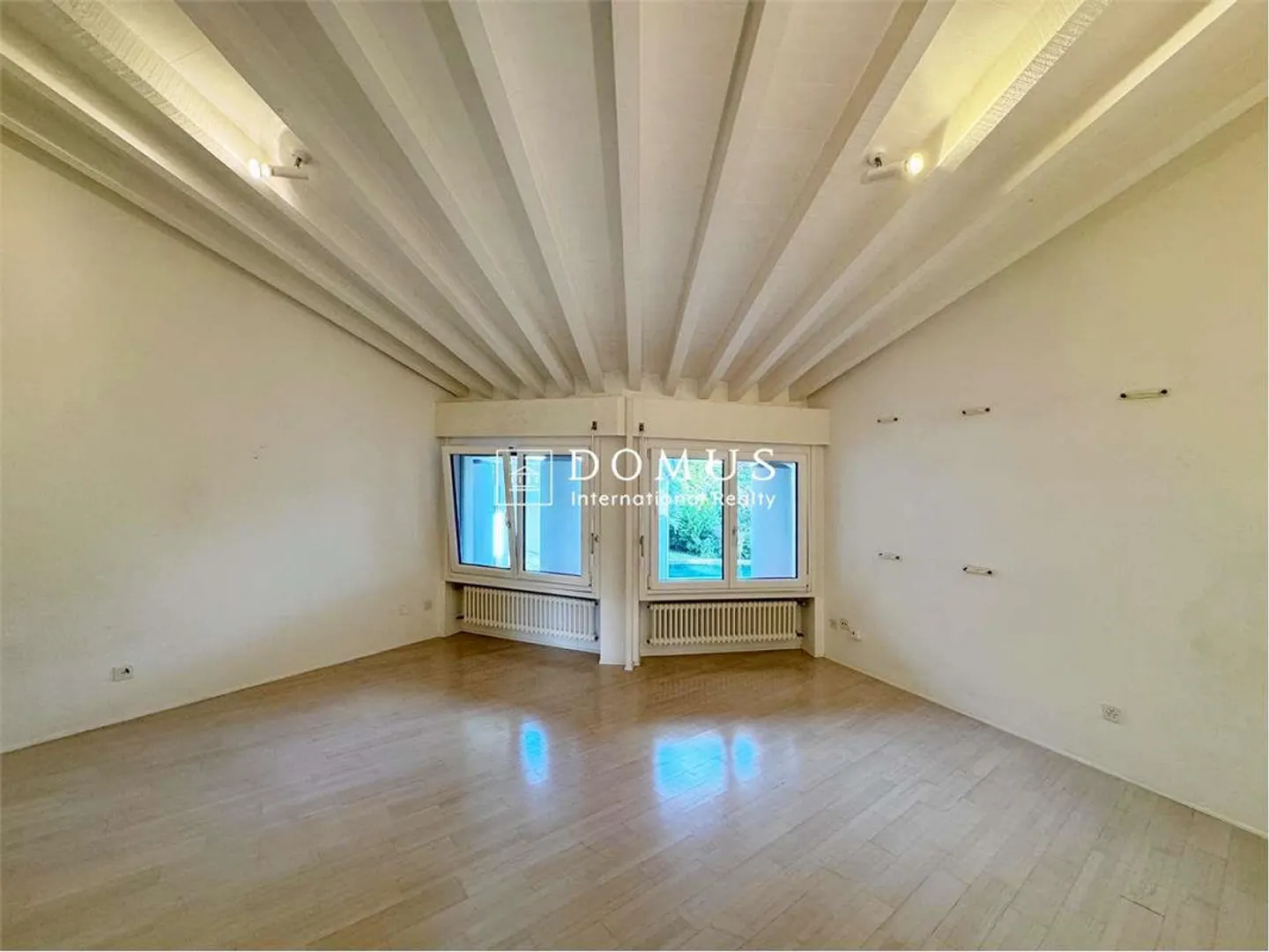 Villa iconica con vista panoramica - Foto 8 di 13