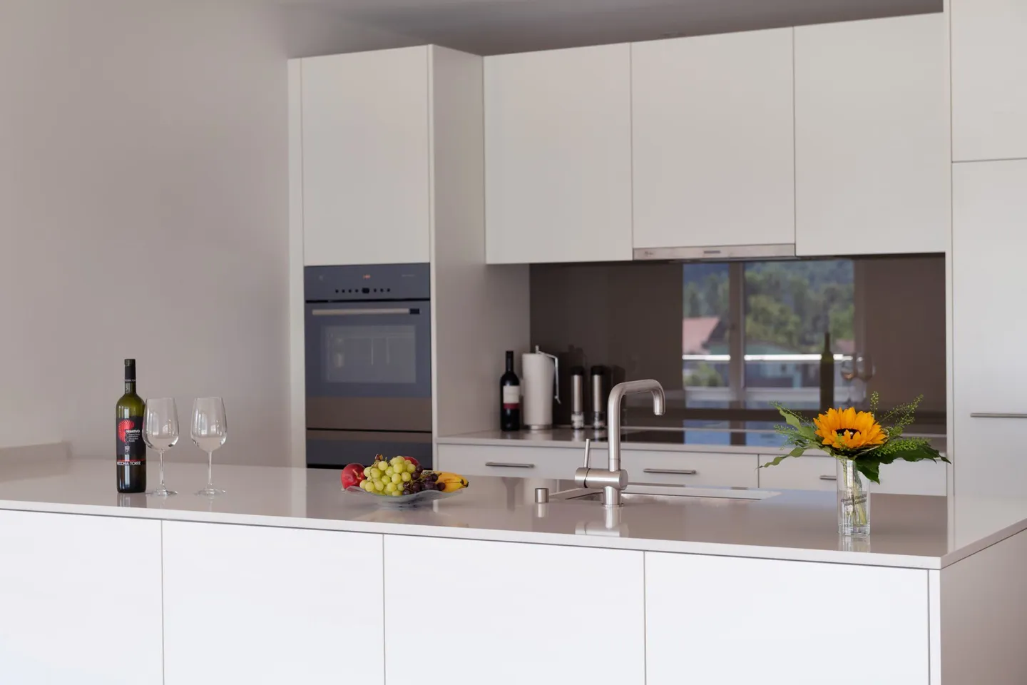 Modern 2.5 Room Apartment - Photo 2 of 3