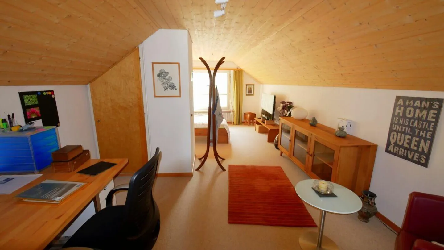 Charmantes Einfamilienhaus mit Garten - Foto 10 von 14