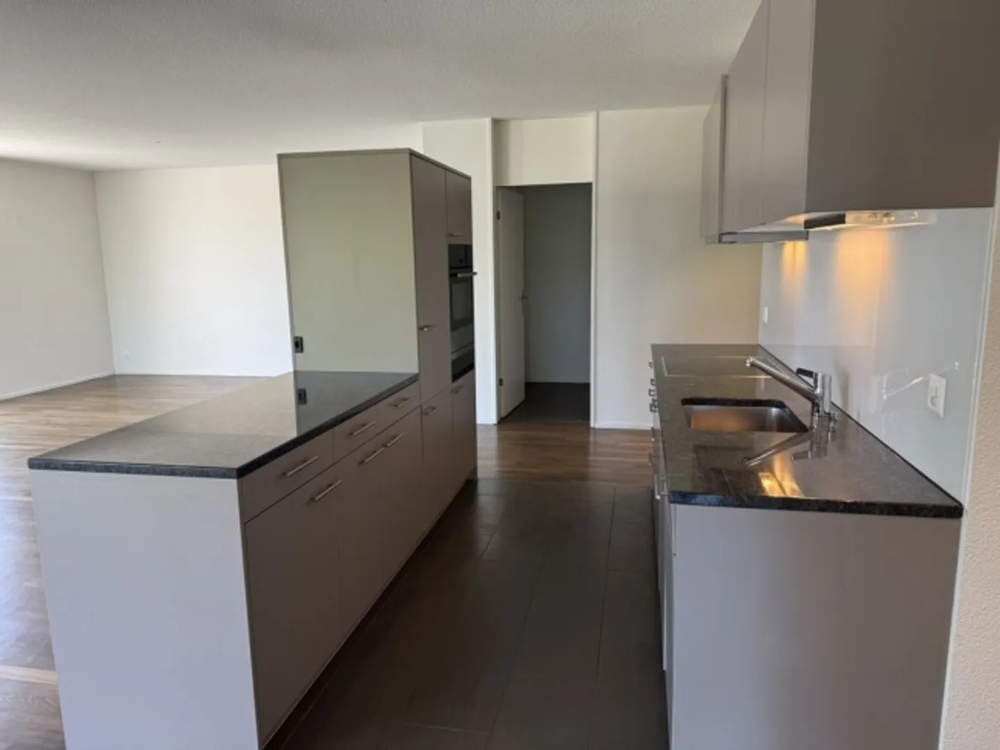 Appartamento da sogno luminoso e moderno! - Foto 3 di 9