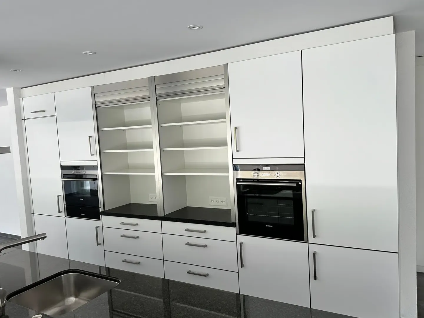Top modern 4.5-room penthouse approx. 175m2 with large balcony overlooking greenery - Photo 3 of 28