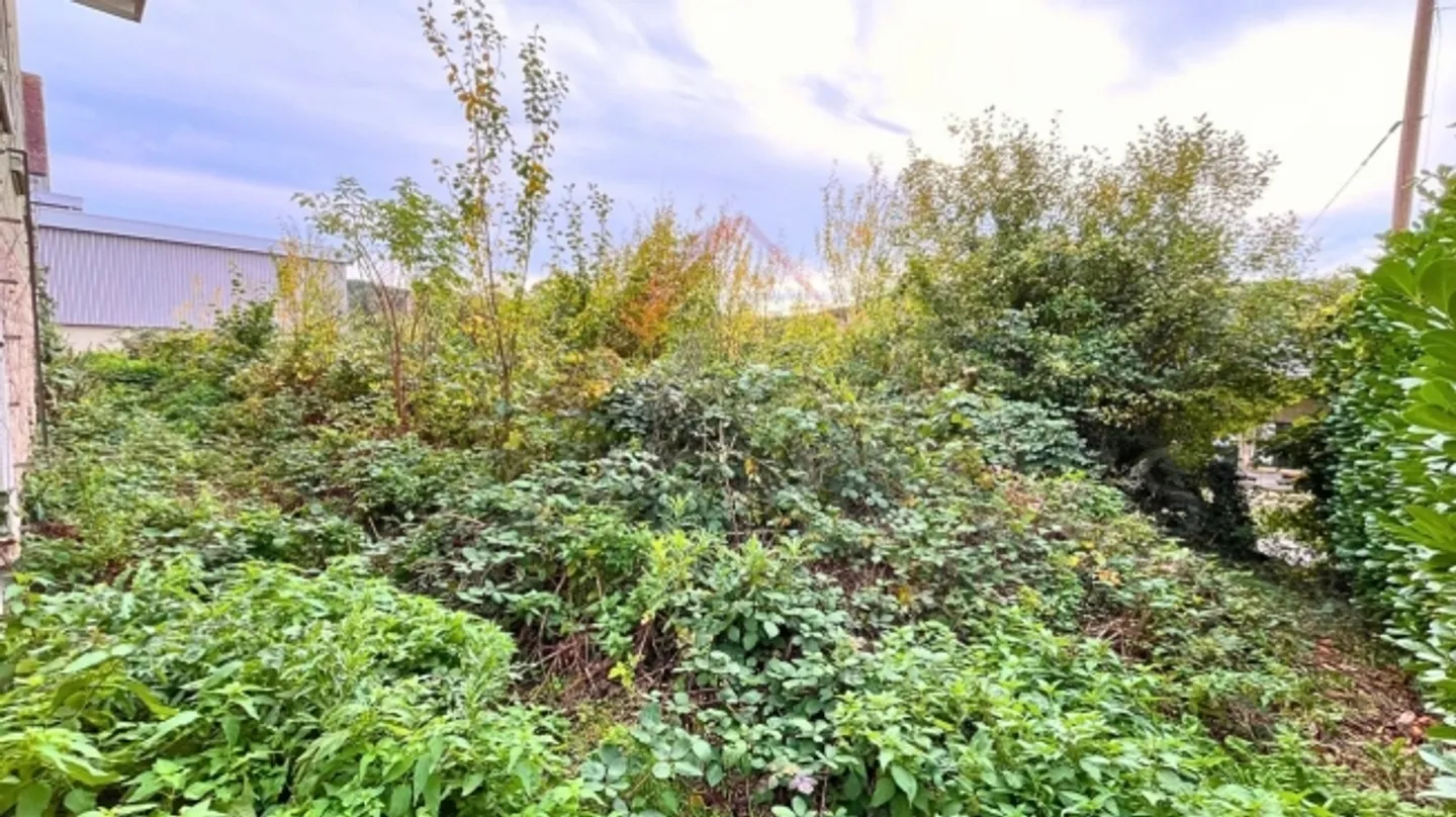 «Boncourt - Terreno edificabile 565 m² con edificio esistente (circa 1.540 m³) ristrutturazione o nuovo progetto ad alto potenziale» - Foto 2 di 5