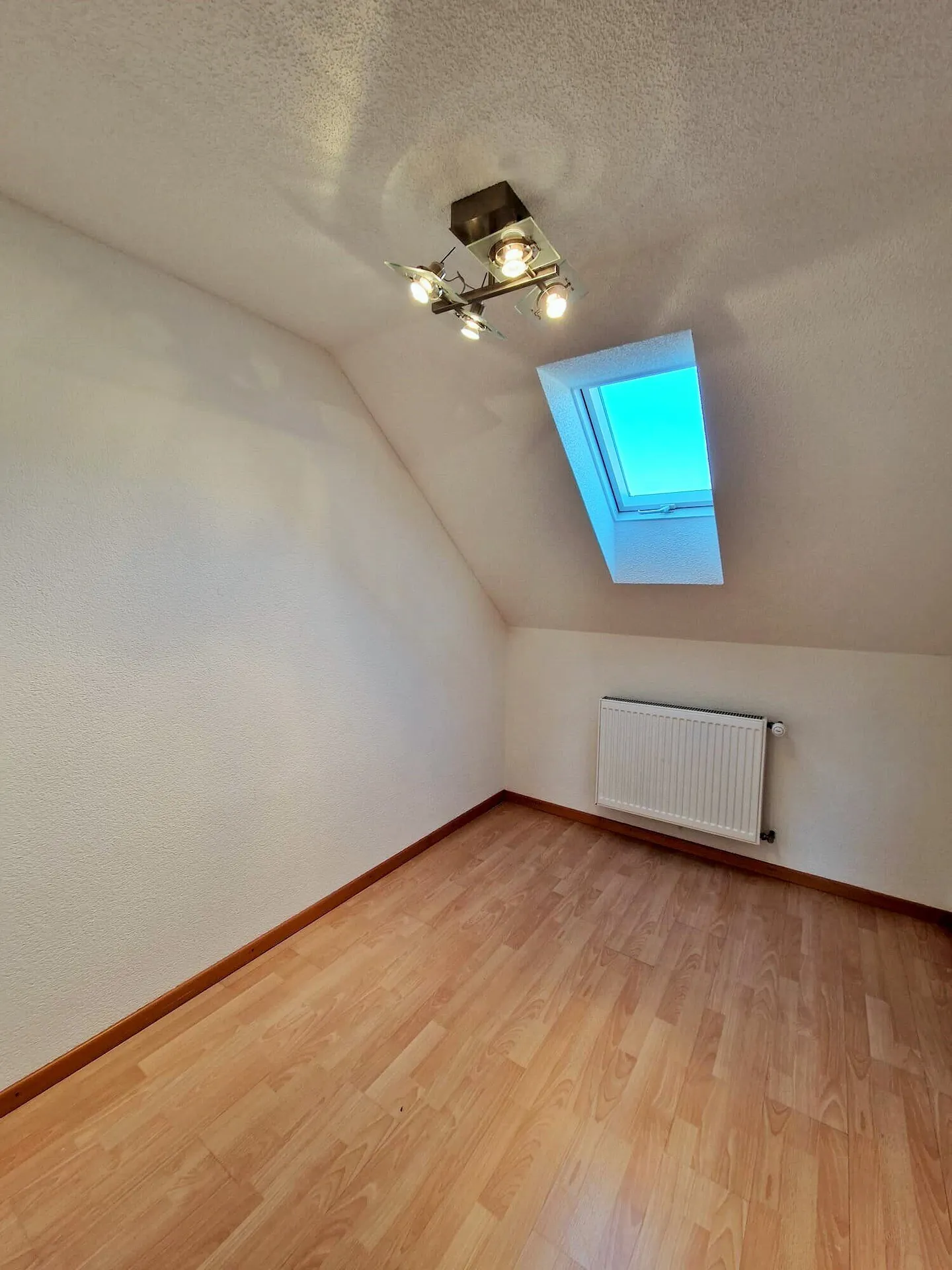 Appartamento 3.5 camere affascinante - Foto 8 di 12