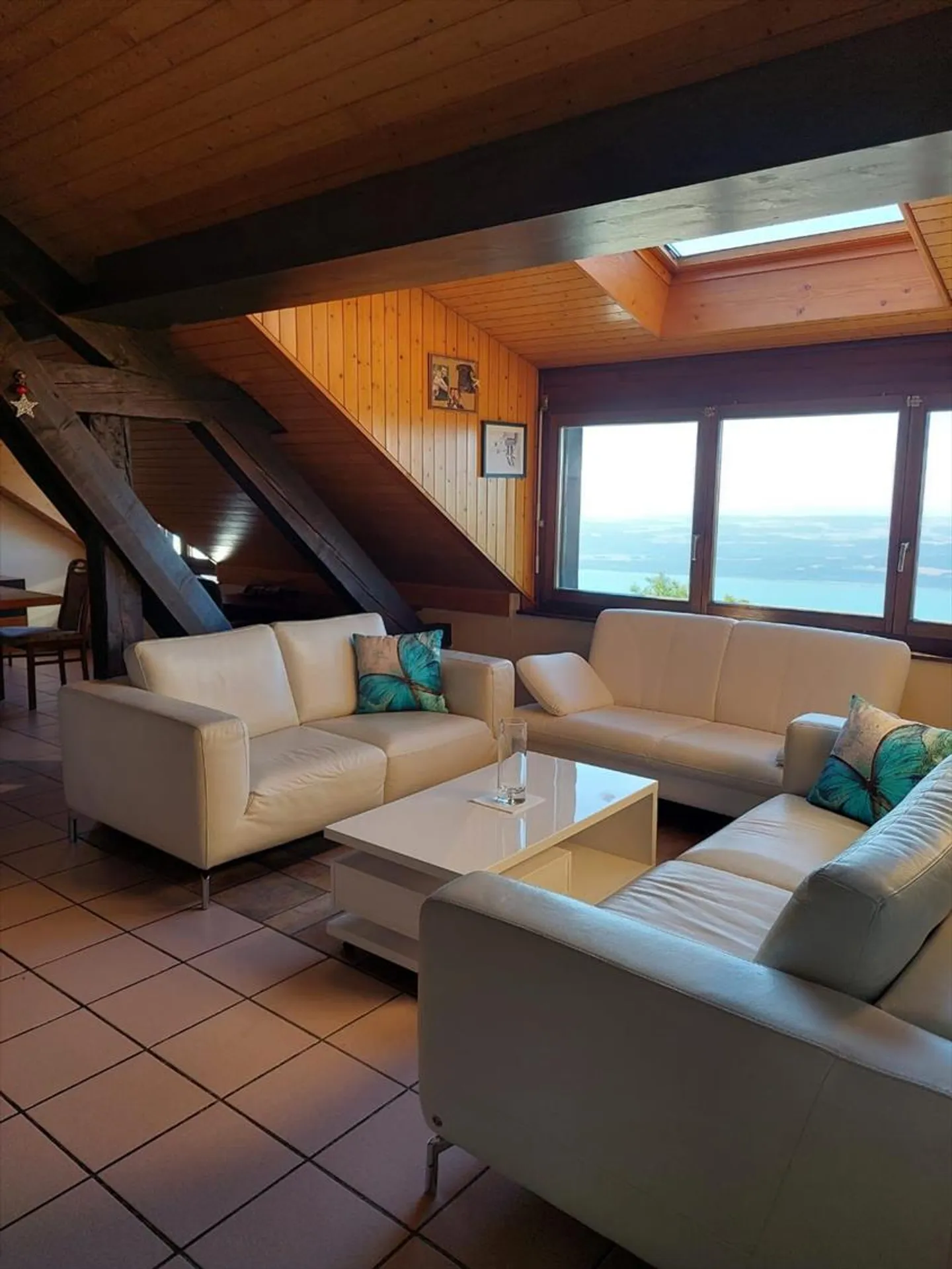 Charmante Wohnung mit Aussicht - Foto 1 von 9