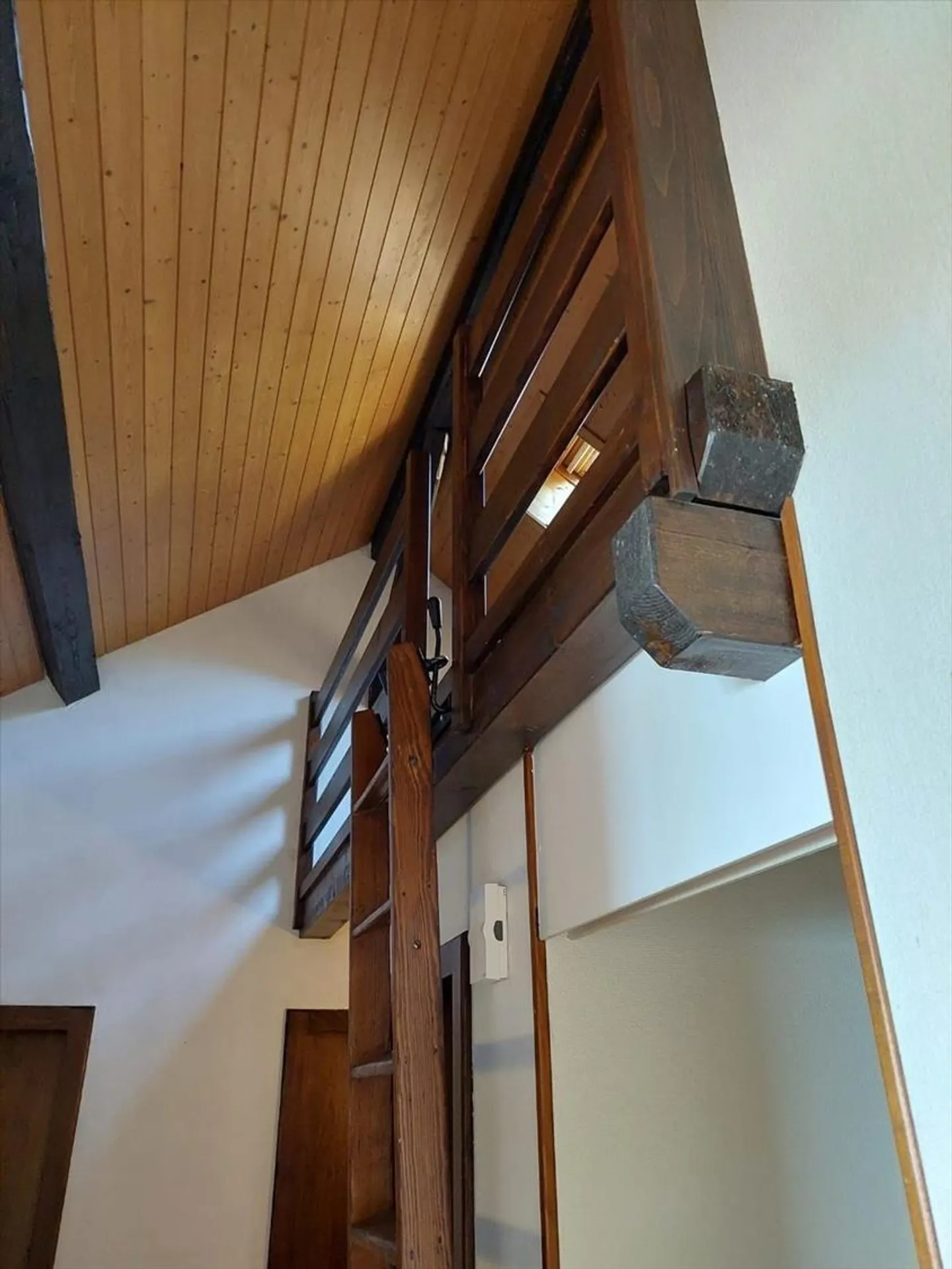 Charmante Wohnung mit Aussicht - Foto 2 von 9