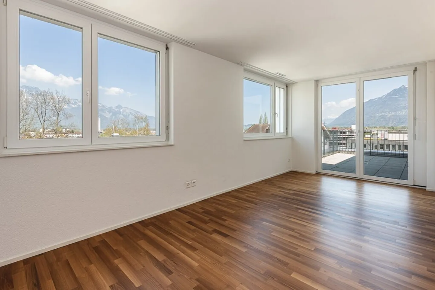 Appartamento moderno, centrale e tranquillo - afferralo! - Foto 2 di 10