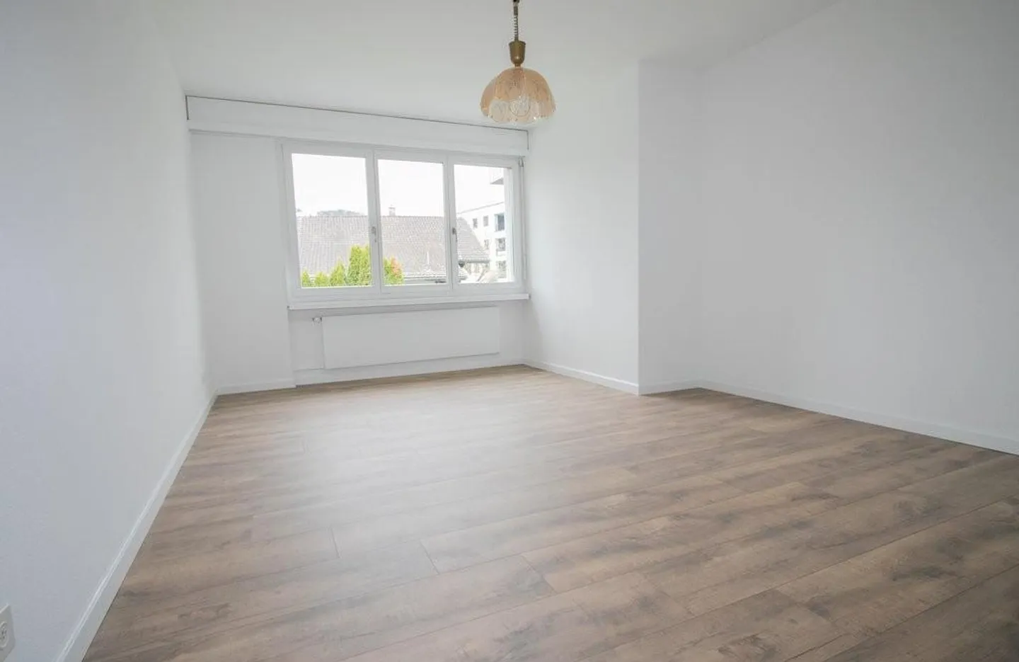 Modern 3.0-room apartment in a central location for rent - Photo 1 of 8