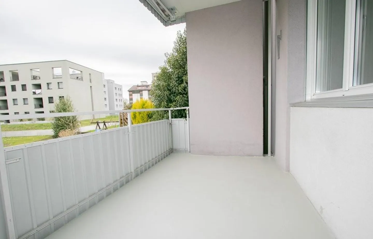 Modern 3.0-room apartment in a central location for rent - Photo 8 of 8