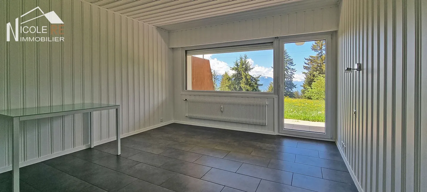Charmantes Studio mit Garten - Foto 4 von 12