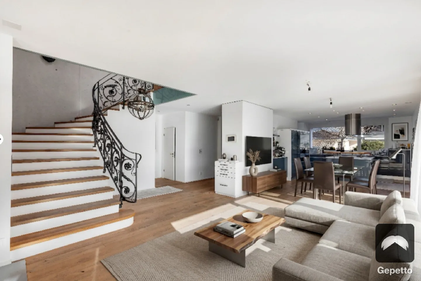 Zeitgemäßes Familienhaus - Foto 1 von 21