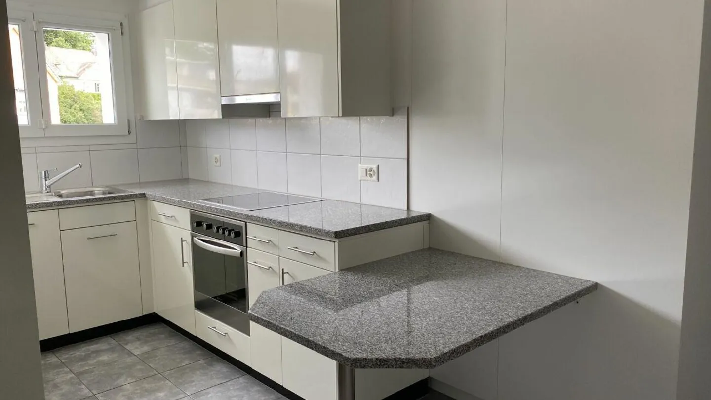 Appartamento di 4,5 stanze vicino al centro - Foto 4 di 12