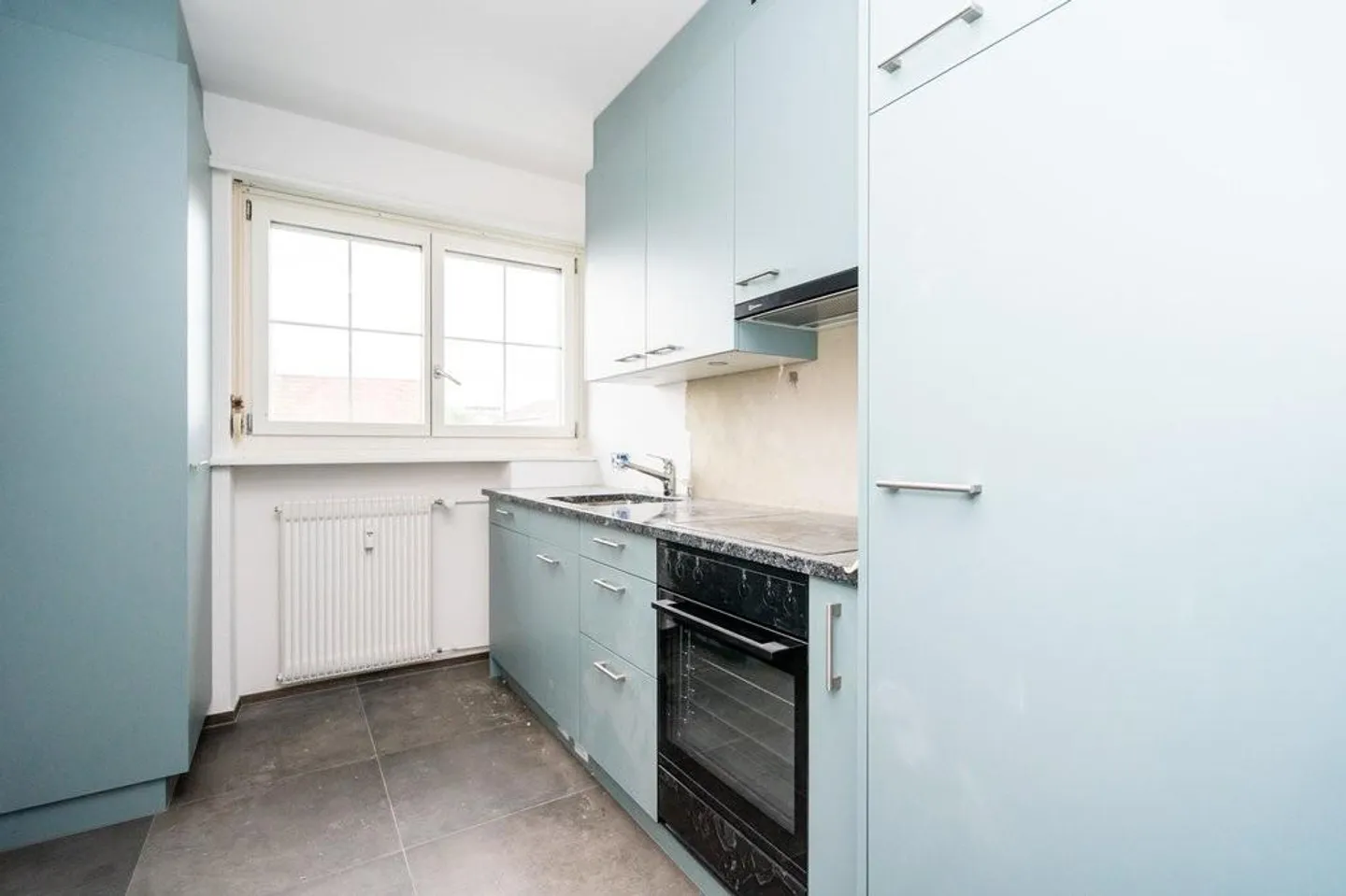 Modernes Erdgeschoss-Apartment - Foto 1 von 8