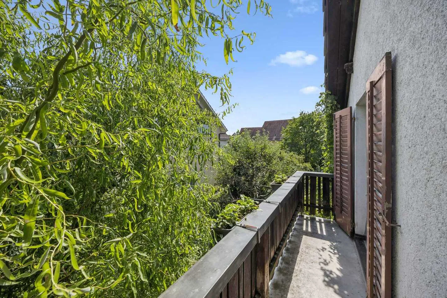 Casa familiare con grande giardino paradisiaco a Wettingen - Foto 11 di 13