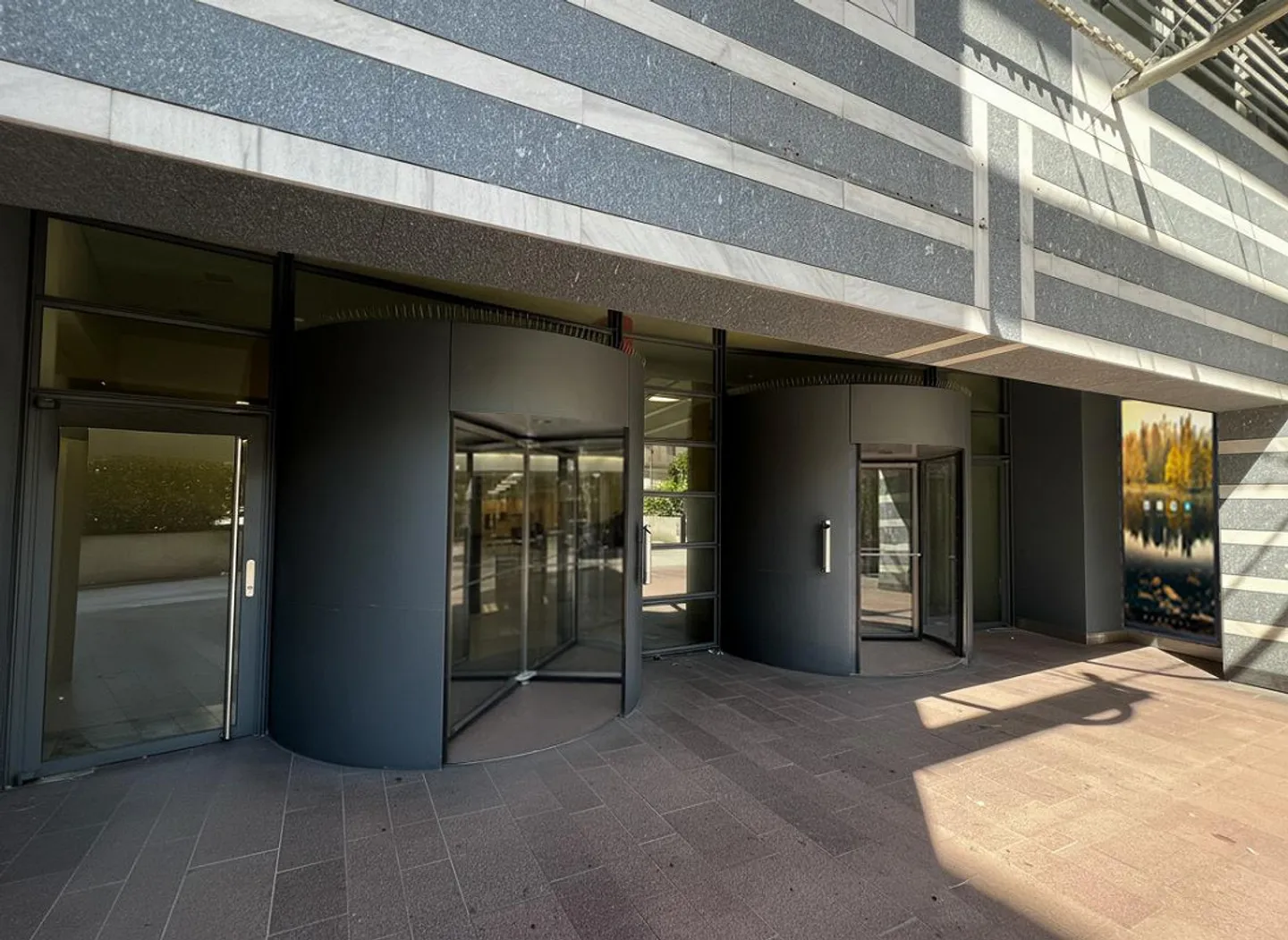 Uffici in affitto in centro Chiasso. - 556,5 m² modulari - Foto 3 di 8