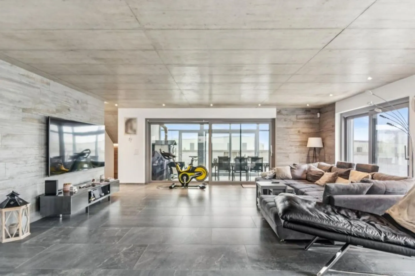 The Art of Living: A Sanctuary of Light and Design in Corgémont - Photo 10 of 13