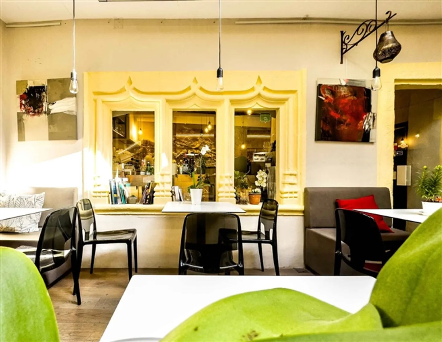 «120 m2 ausgestattetes Restaurant zur Miete im Hyperzentrum von Neuchâtel» - Foto 5 von 7