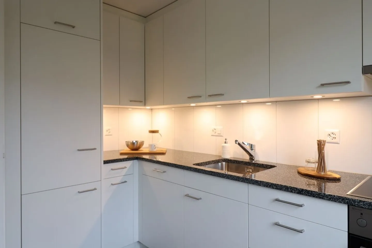 Apartment for rent - Photo 3 of 11