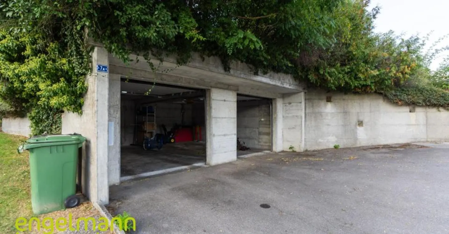 Large property of 8.5 rooms with double garage - Photo 12 of 12