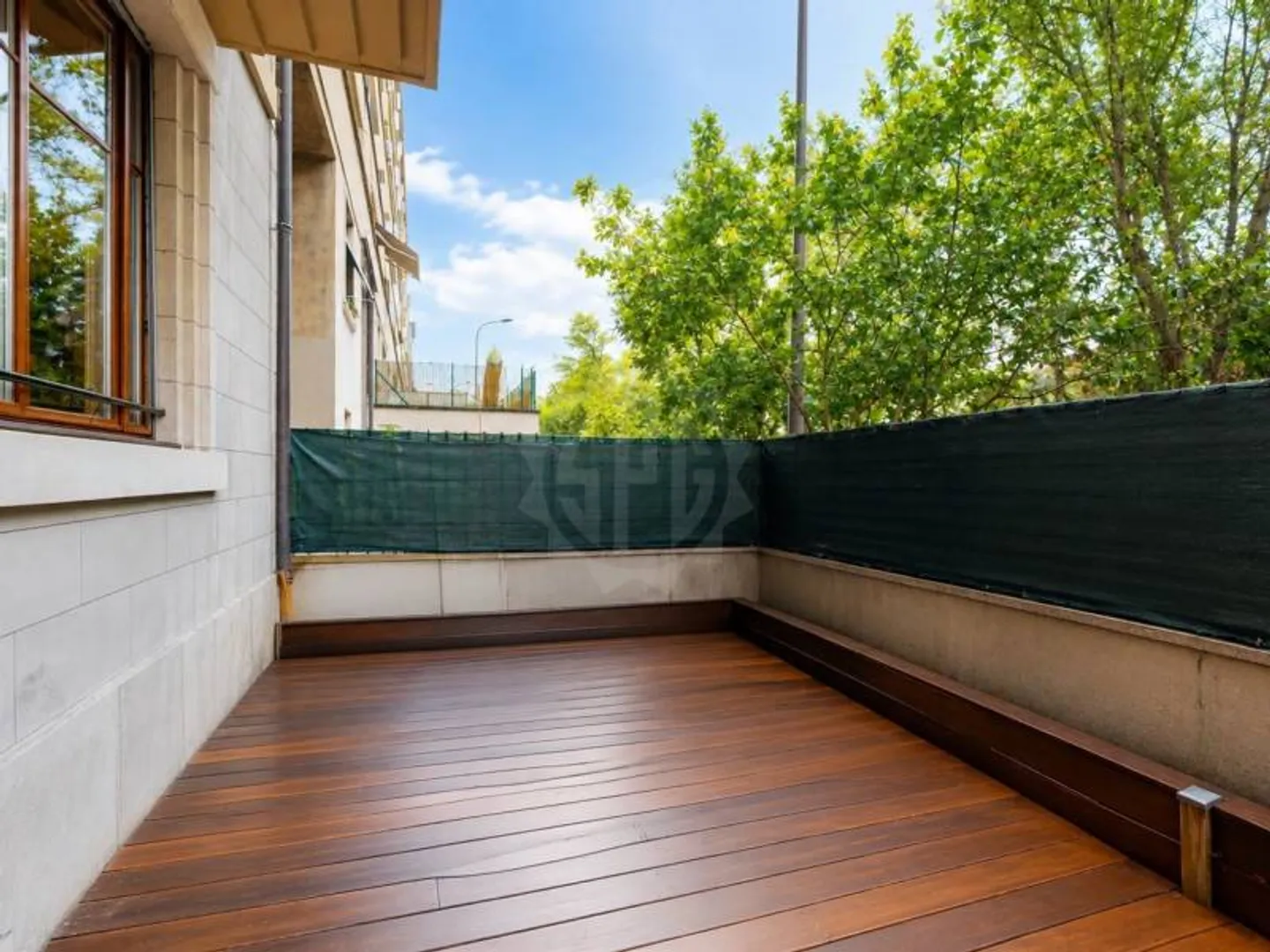 Charming Ground-Floor Apartment - Photo 1 of 10