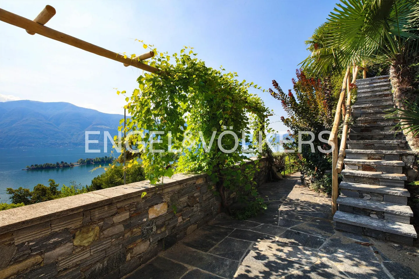 Mediterranean and modern - new building with island view (8) - Photo 11 of 12