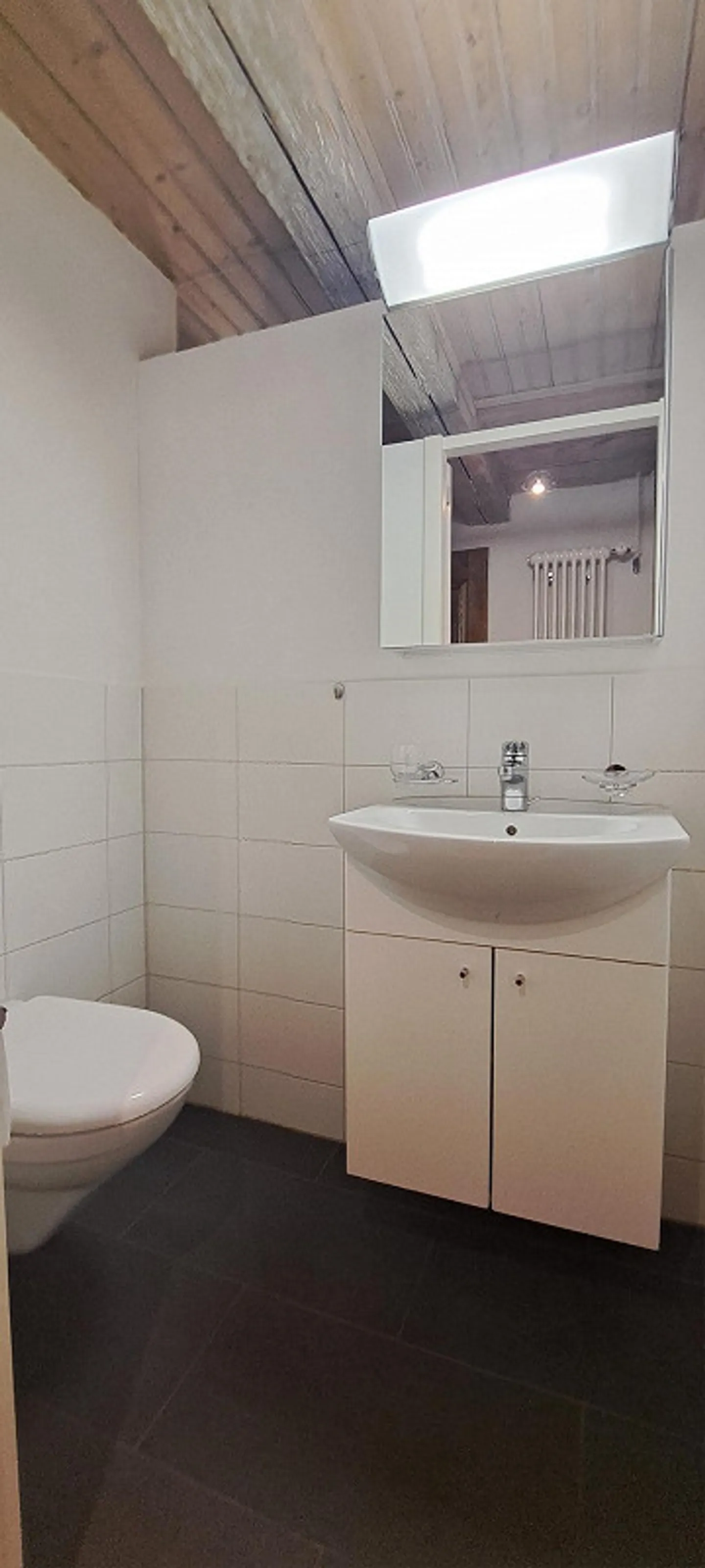 Charmante Dachwohnung im Herzen von Bern - Foto 7 von 17