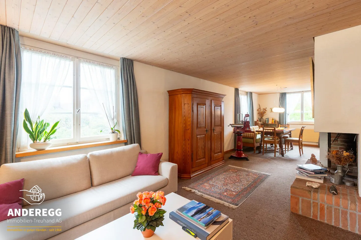 Geräumiges Haus mit Büro - Foto 7 von 14