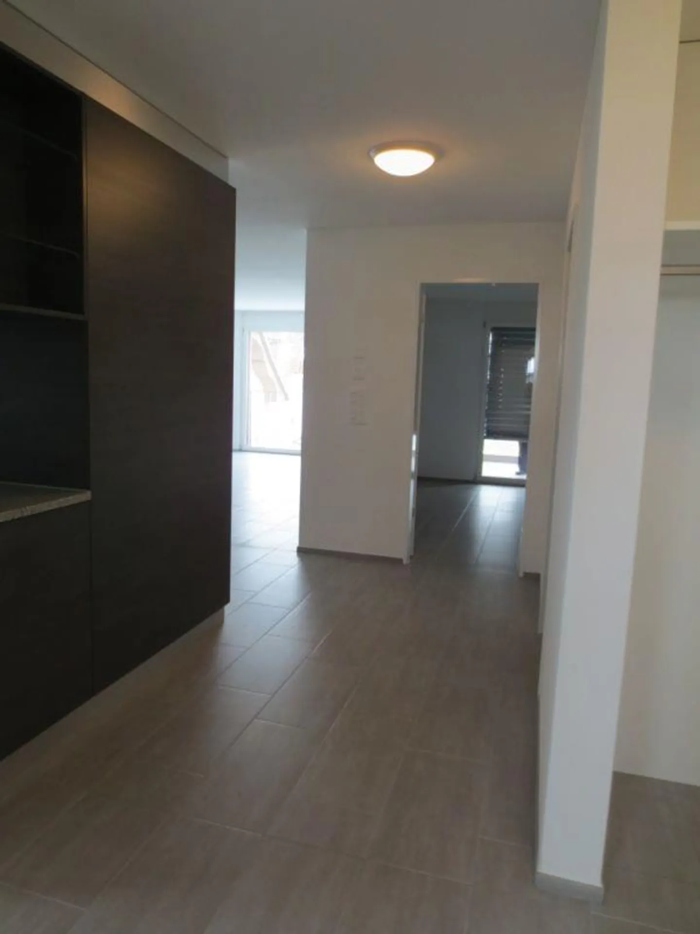 Central & modern 3.5 room apartment on the 1st floor - Photo 9 of 13