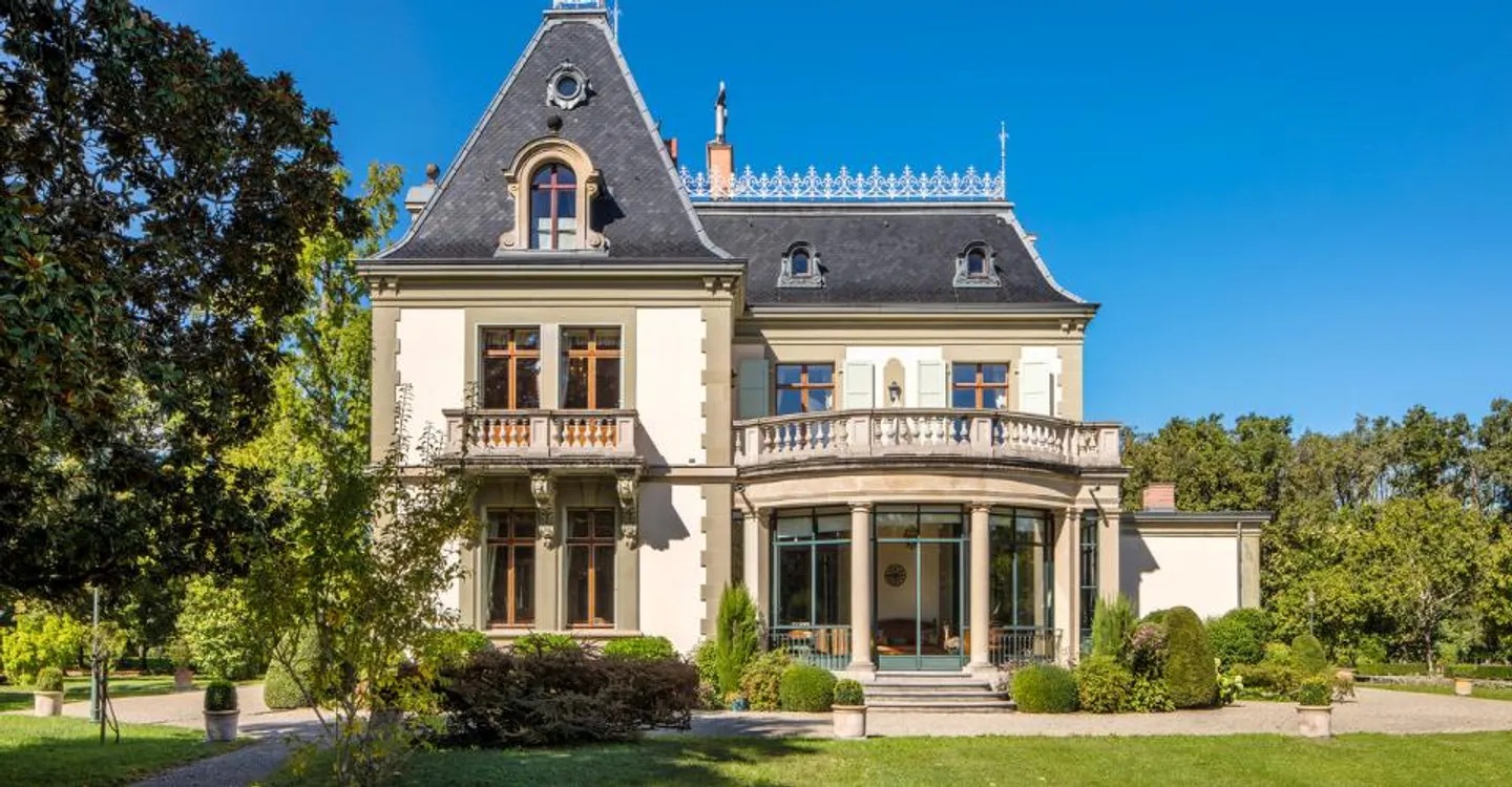 Exceptionnel Château du 19ème siècle et domaine de 9,5 hectares - Foto 4 von 13