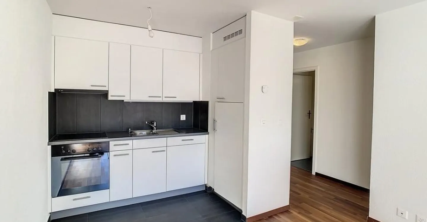 Wunderschöne 2,5-Zimmer-Wohnung mit Balkon - Foto 3 von 7