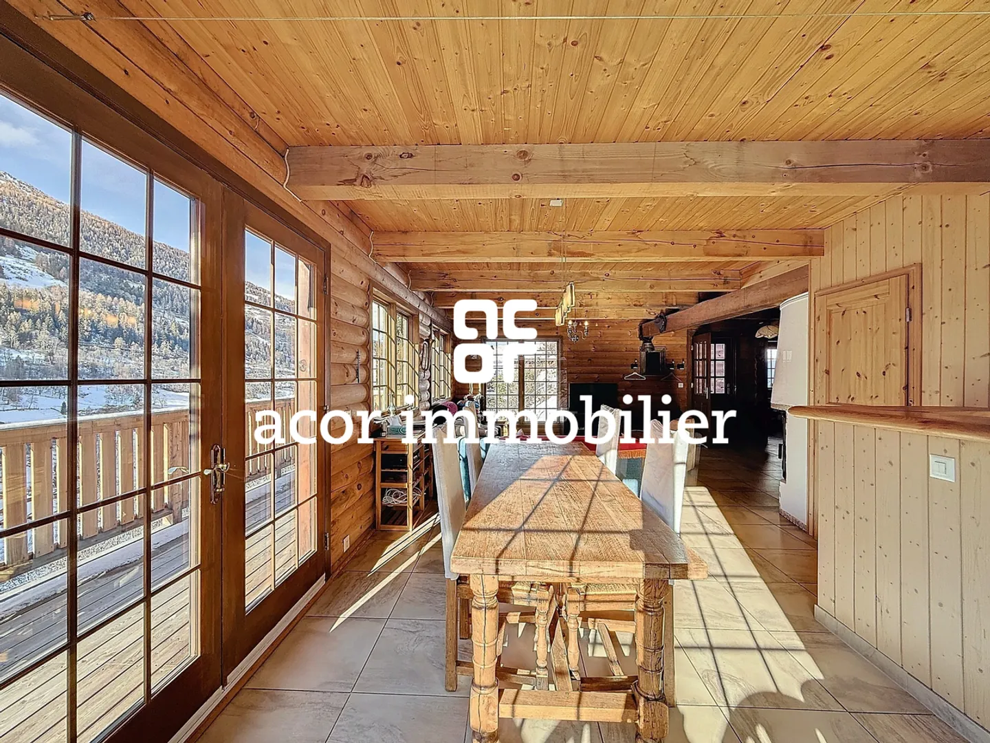 Chalet canadien dans le Val d'Anniviers - Au coeur des stations - Photo 2 sur 6