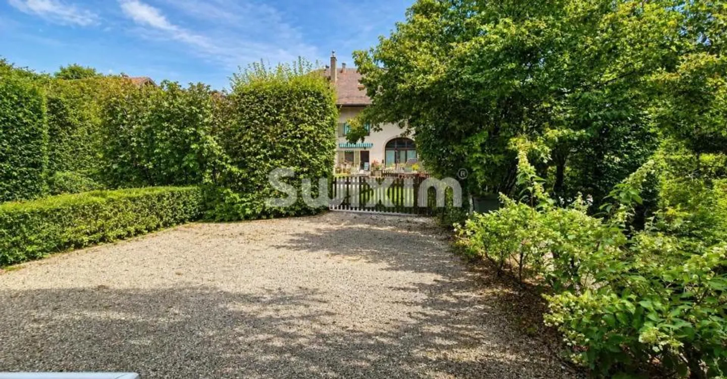 Exclusive: Architect-designed villa in Cartigny - Photo 7 of 9