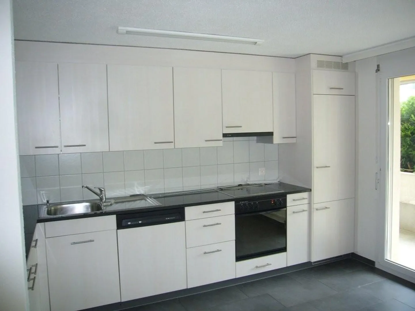 Tolle und sonnige Wohnung mit grosser Terrasse - Foto 4 von 9