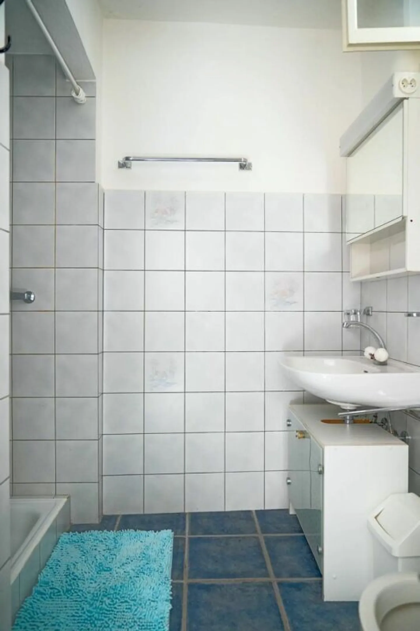 Characteristic renovated rustic with fireplace and terrace in the historic center of Mondonico - Photo 6 of 13