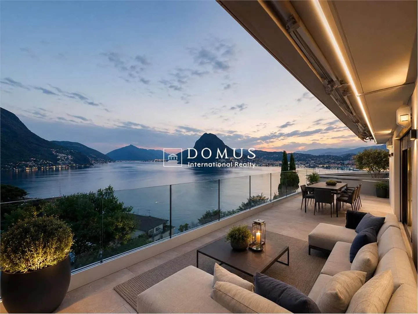 Attico Duplex di Lusso con Vista Lago - Foto 1 di 2