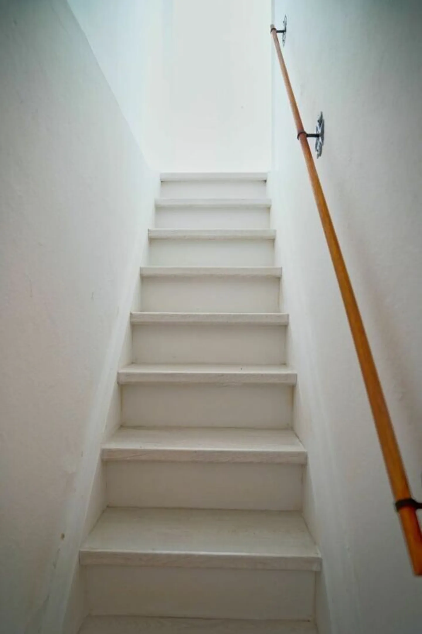 Characteristic renovated rustic with fireplace and terrace in the historic center of Mondonico - Photo 7 of 13