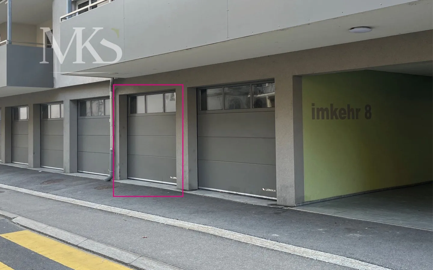 Double garage dans un emplacement central à Naters à louer - Photo 1 sur 2