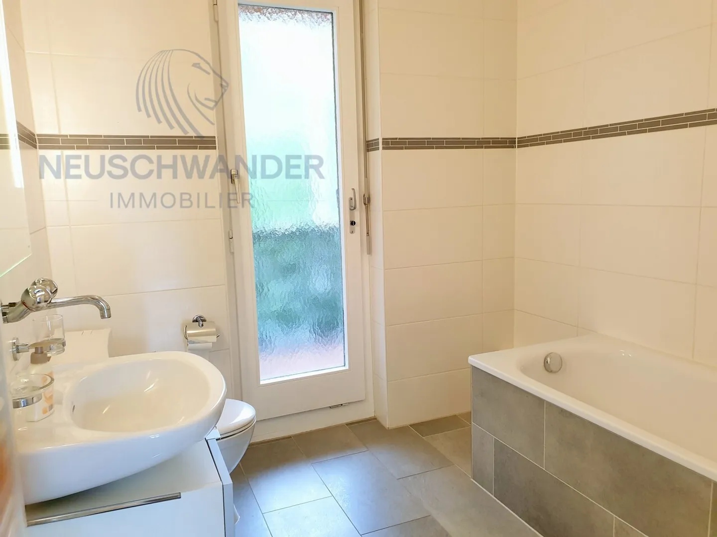 Apartment for rent - Photo 11 of 28