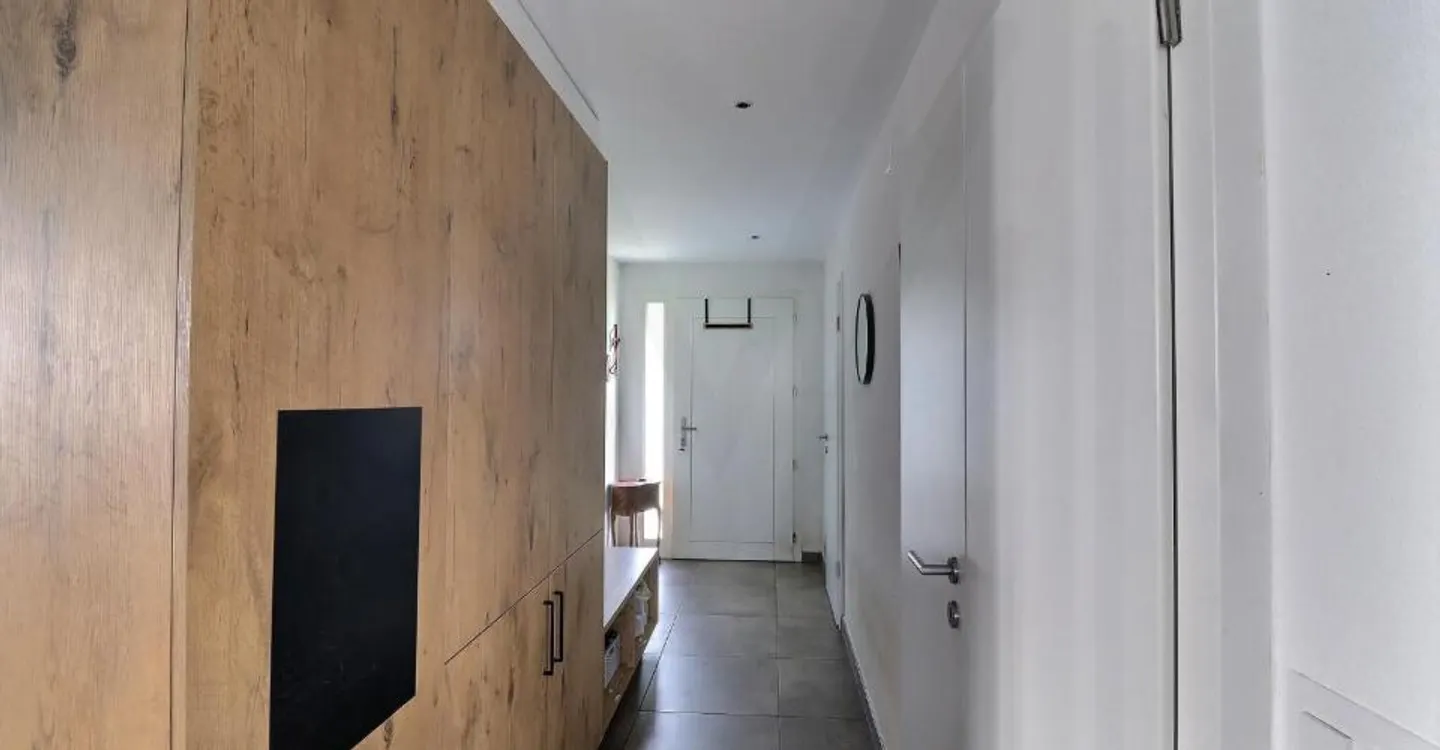 Une maison familiale contemporaine de 5.5 pièces aux portes de Fribourg - Photo 10 of 12