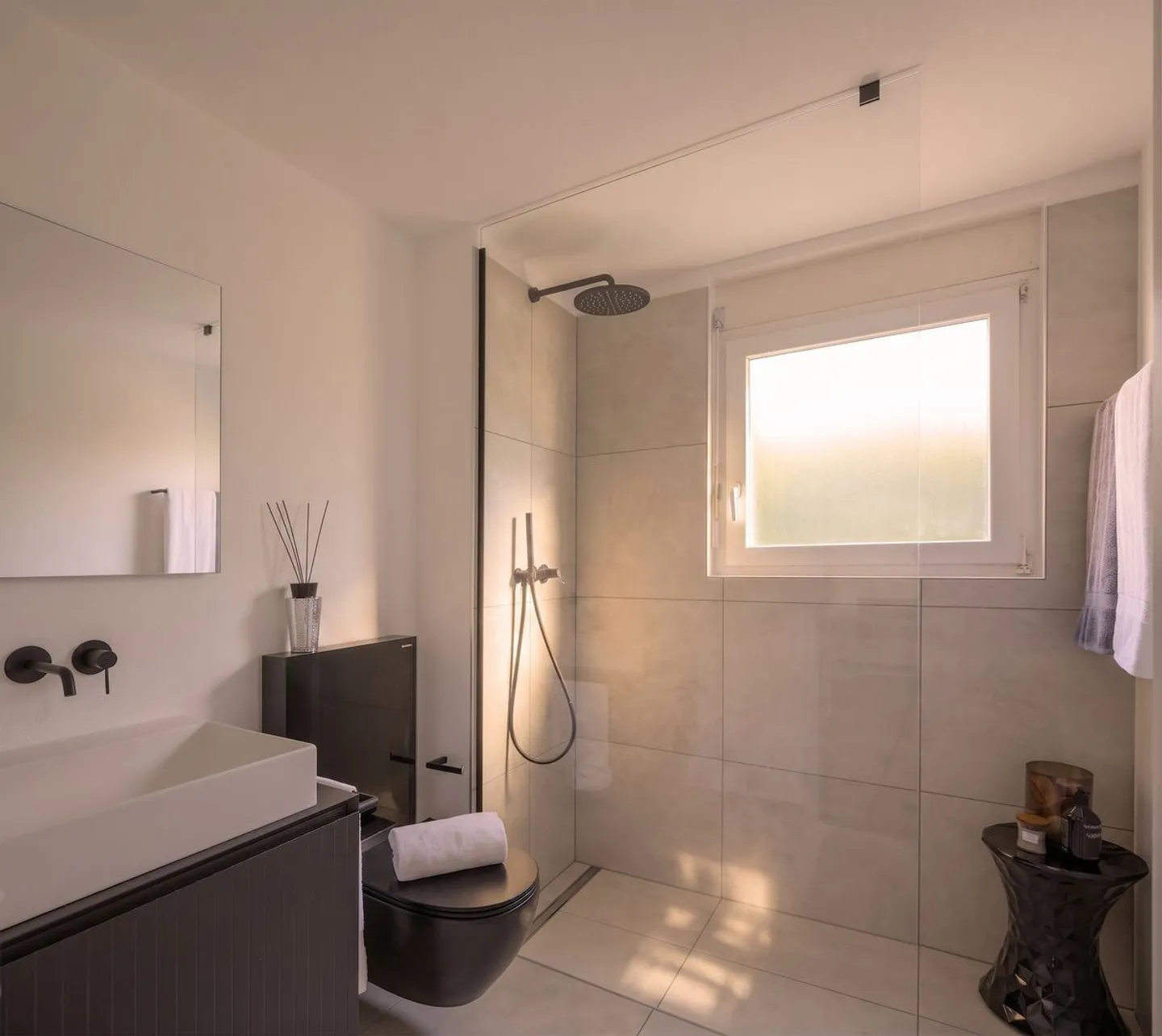 Renovated Attic Apartment in Ascona - Photo 13 of 13