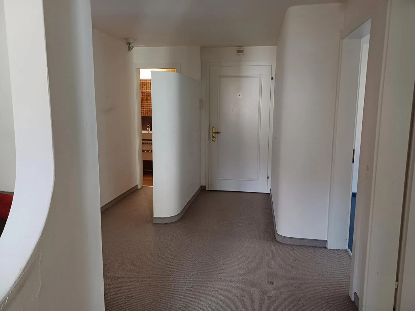 Exclusive 5.5-Room Maisonette Apartment for Sale - Photo 19 of 23