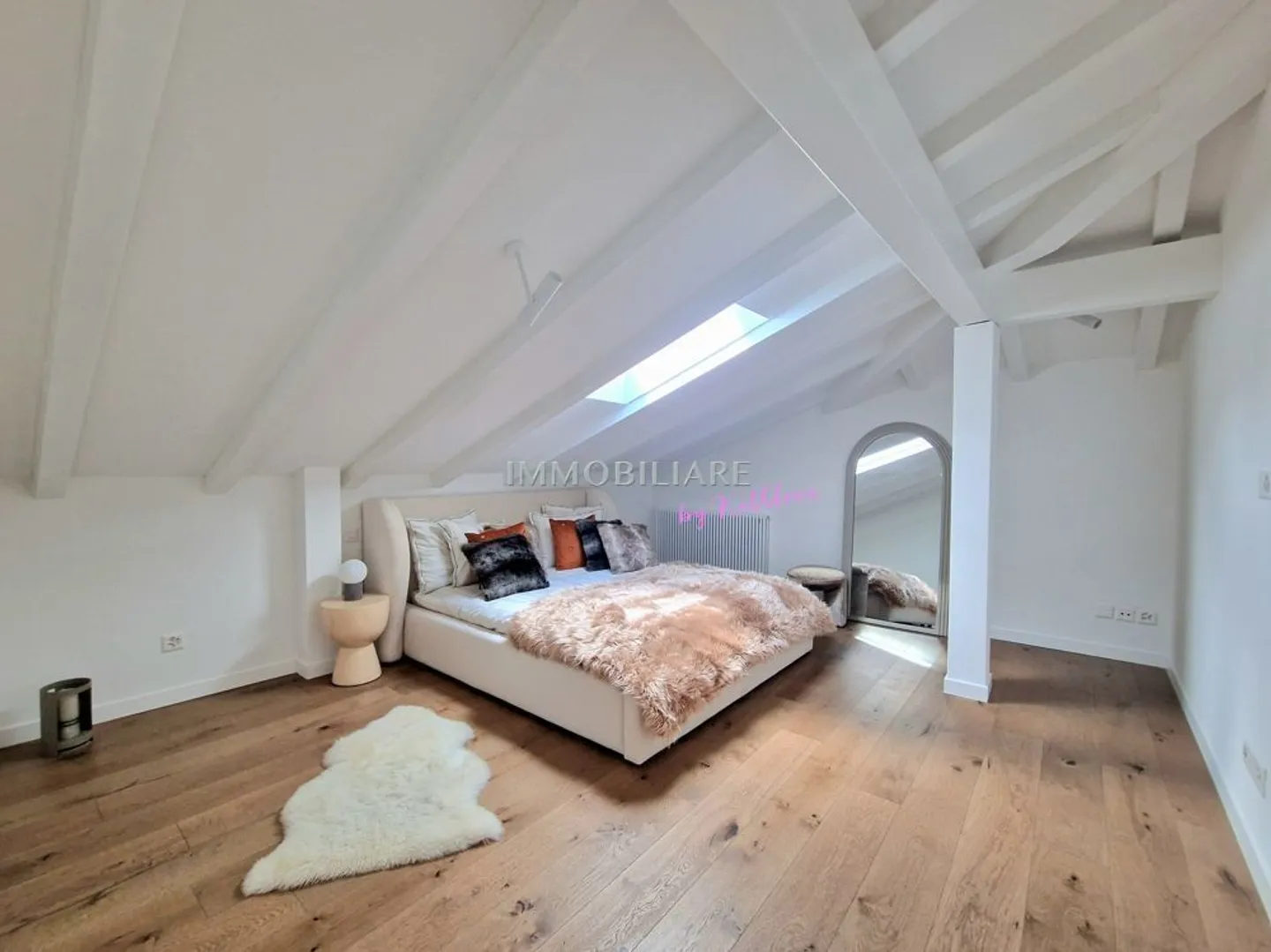 Renovated Attic Apartment in Ascona - Photo 9 of 13