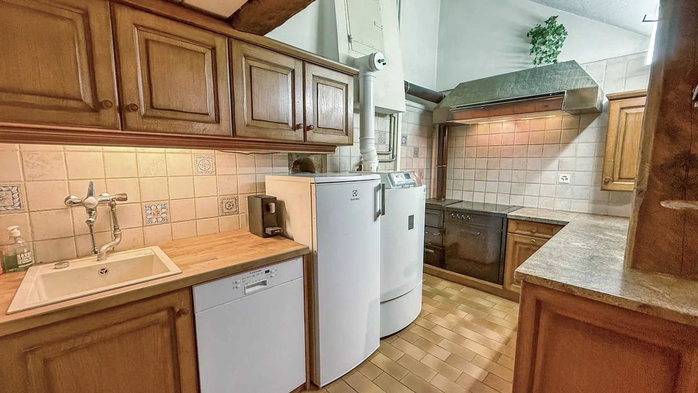 Doppelhaushälfte 5,5 Zimmer mit Ziergarten in Mont-de-Buttes / NE - Foto 10 von 21