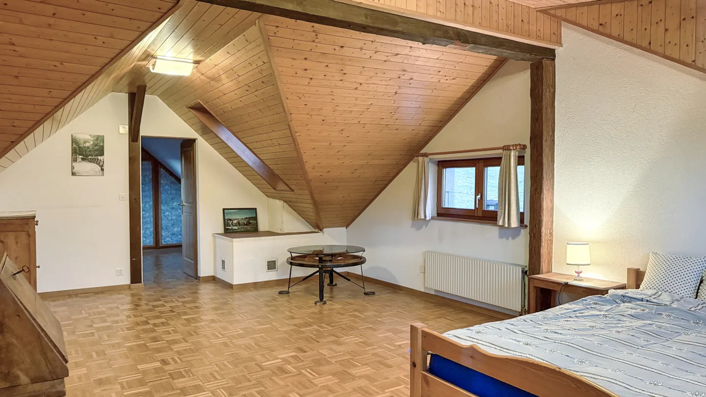 Doppelhaushälfte 5,5 Zimmer mit Ziergarten in Mont-de-Buttes / NE - Foto 15 von 21