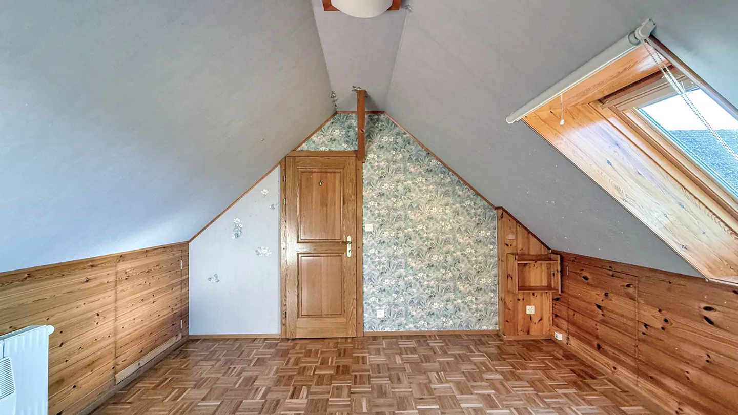 Doppelhaushälfte 5,5 Zimmer mit Ziergarten in Mont-de-Buttes / NE - Foto 17 von 21