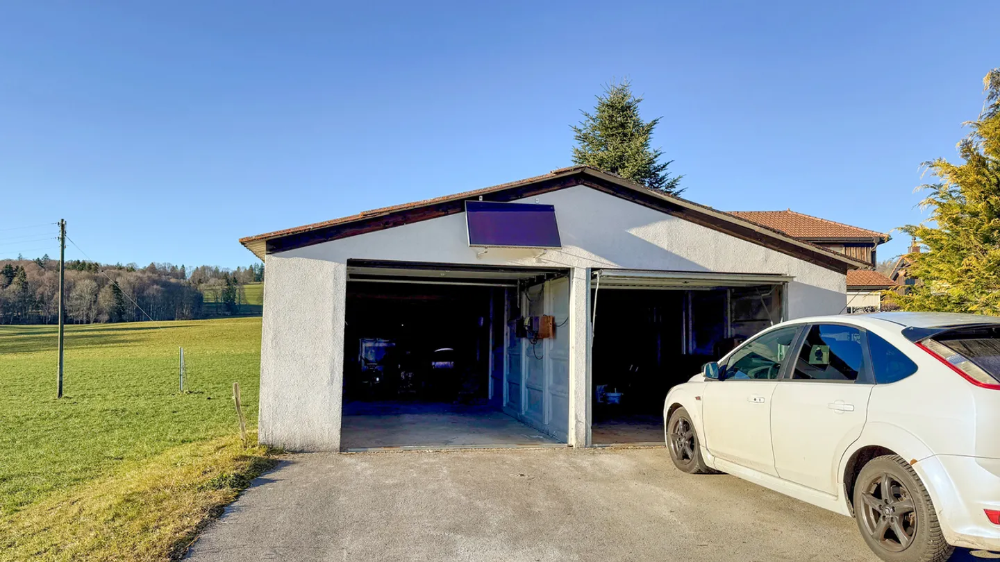 Doppelhaushälfte 5,5 Zimmer mit Ziergarten in Mont-de-Buttes / NE - Foto 20 von 21