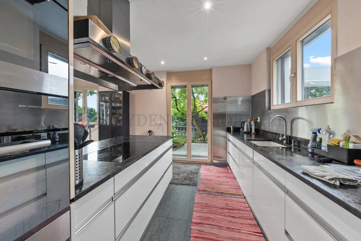 Belle villa de ville Minergie avec un magnifique jardin bordé d'arbres ! - Photo 9 sur 12